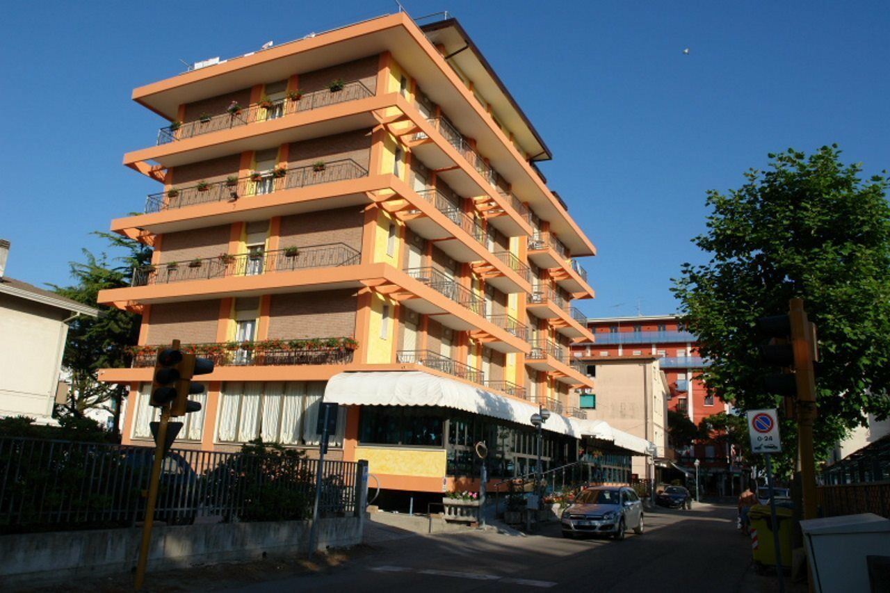 Hotel Toledo Lido di Jesolo Bagian luar foto